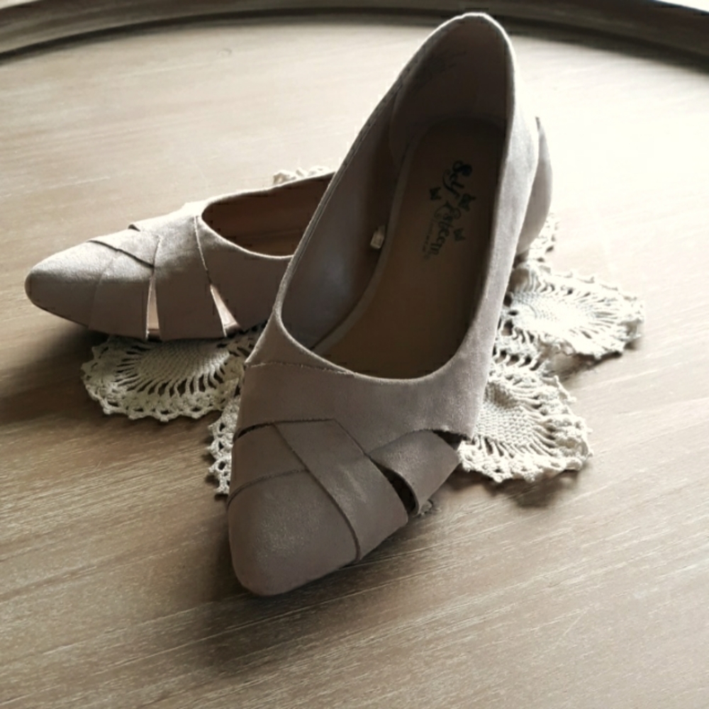 Womens Shoes